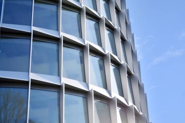  Modern şehir cam cepheler, soyut yansıması