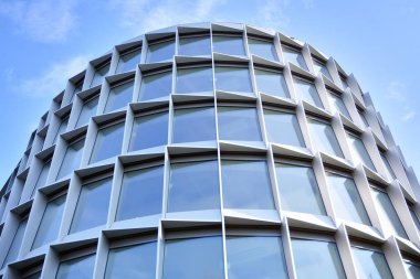  Modern şehir cam cepheler, soyut yansıması