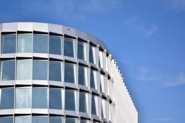 Modern şehir cam cepheler, soyut yansıması