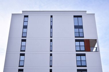 Yeni apartman dairesi. Modern apartman kompleksi..