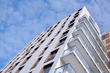 Yeni apartman dairesi. Modern apartman kompleksi..