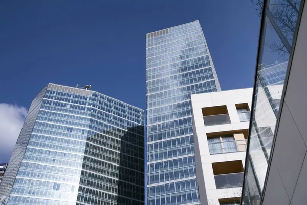 Wohnhaus Und Bürohochhaus Modernes Geschäftsviertel Bürogebäude Außen Finanzstadtteil — Stockfoto