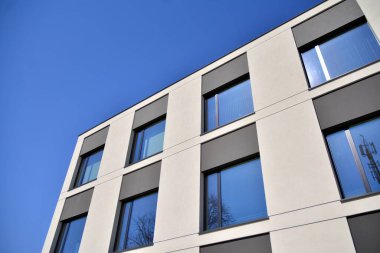 ofis bir arka plan portre üzerinde şehir merkezinde Binası