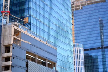 ofis bir arka plan portre üzerinde şehir merkezinde Binası