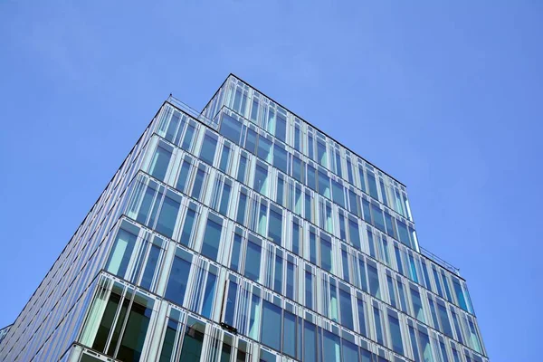 Blue Curtain Wall Made Toned Glass Steel Constructions Blue Sky — Stock Photo, Image