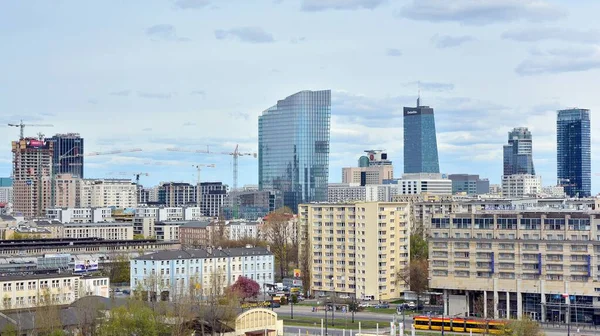 Warschau Polen April 2020 Luchtfoto Van Moderne Wolkenkrabbers Gebouwen Van — Stockfoto