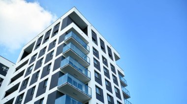 Modern Avrupa konut binaları çeyreği. Soyut mimari, modern şehir geometrisinin bir parçası.
