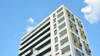 Modern Avrupa konut binaları çeyreği. Soyut mimari, modern şehir geometrisinin bir parçası.
