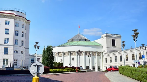 Varsovia Polonia Mayo 2020 Vista Exterior Del Edificio Del Parlamento —  Fotos de Stock