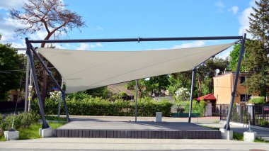 Varşova, Polonya. 21 Mayıs 2020. Varşova Radosc 'ta açık hava sahnesi.