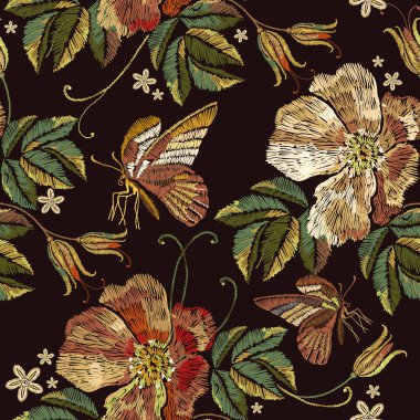 Nakış vintage yaban gülü çiçek ve kelebek sorunsuz