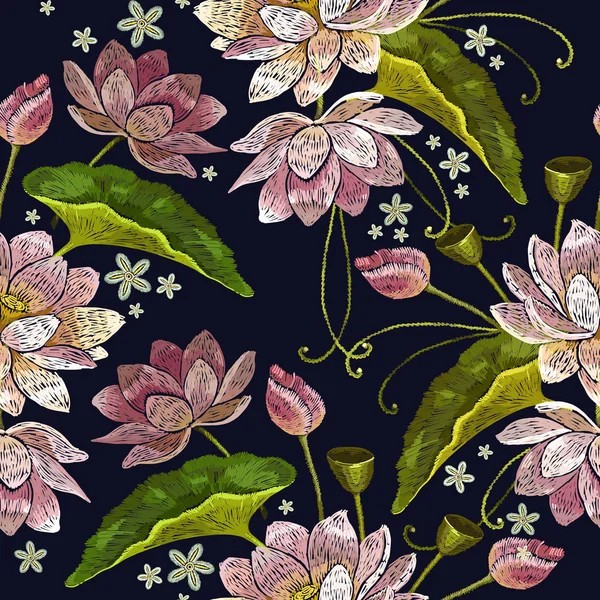 Stickerei Wasserlotusblumen nahtloses Muster — Stockvektor