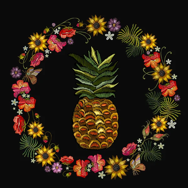 Couronne de broderie de fleurs et d'ananas. Broderie classique — Image vectorielle