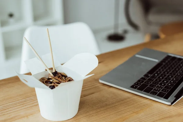 Wok — Stock Photo, Image