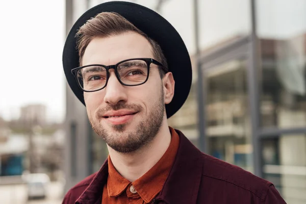 Handsome Fashionable Man Eyeglasses Hat — Stock Photo, Image