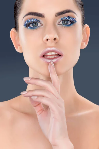 Retrato Atractiva Mujer Sensual Con Maquillaje Invierno Con Purpurina Aislado — Foto de Stock