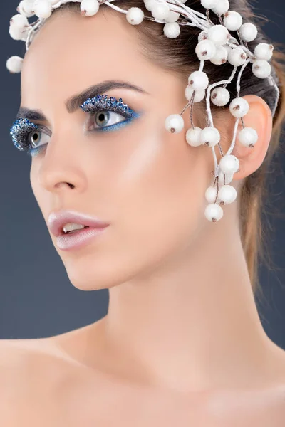 Attractive Model Hair Accessory Winter Makeup Glitter Isolated Grey — Stock Photo, Image