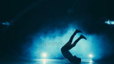 Akrobatik Dans Koreografisi Serbest Koşucu Parkour Yavaş Hareket 