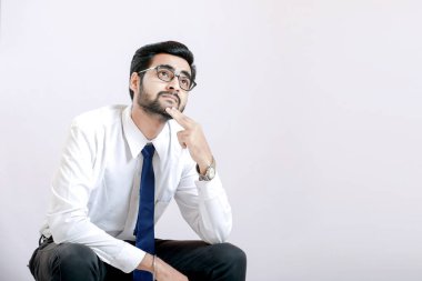 Hintli adam düşünme