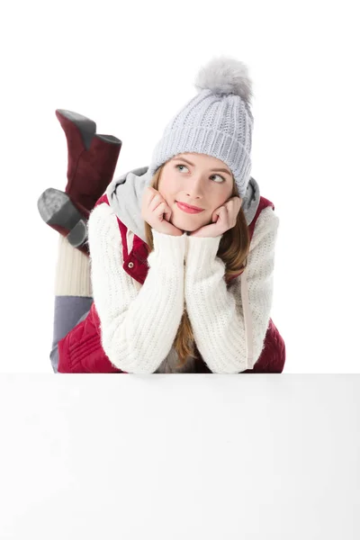 Thoughtful girl in winter clothes — Free Stock Photo