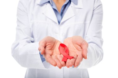 Doktor AIDS kurdele ile