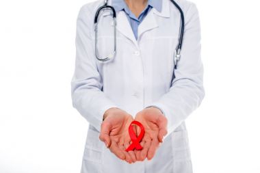 Doktor AIDS kurdele ile