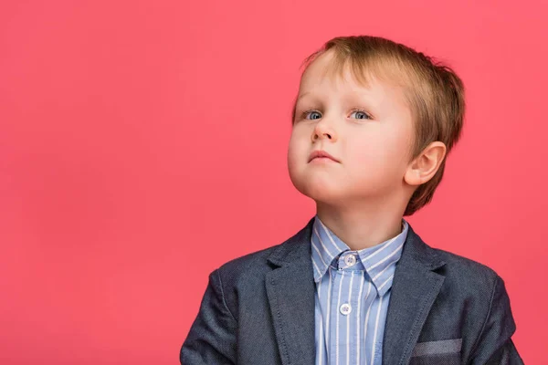 Портрет Очаровательного Маленького Мальчика Изолированного Розовом — стоковое фото
