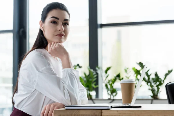 Beautiful Pensive Young Businesswoman Sitting Table Looking Away Office — Stock Photo, Image