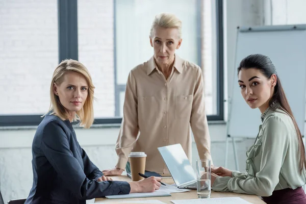 Professional Businesswomen Looking Camera Meeting Office — Stock Photo, Image