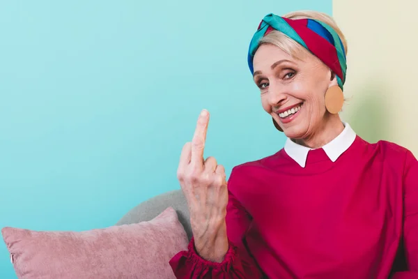 Fashionable Senior Woman Showing Middle Finger — Stock Photo, Image