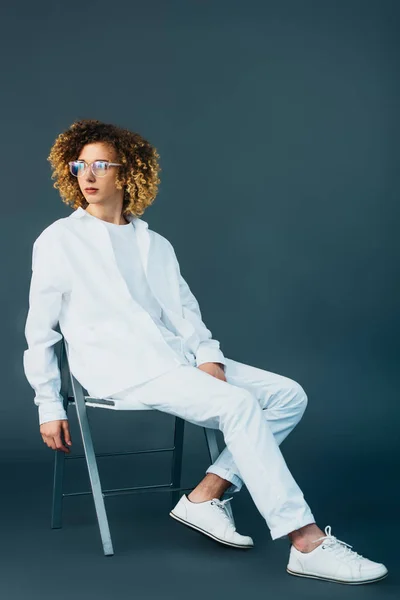 Style Curly Teenager Total White Outfit Glasses Looking Away While — стоковое фото