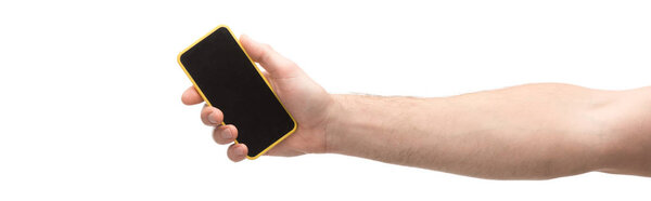 панорамный снимок человека, держащего смартфон изолированным на белом
