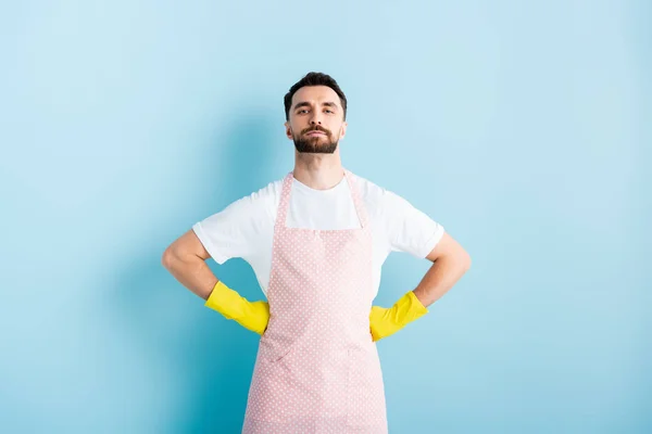 Handsome Bearded Man Apron Standing Hands Hips Blue — 스톡 사진