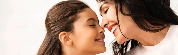 Foto Panorámica Feliz Mamá Hija Sonriendo Cara Cara Con Los — Foto de Stock