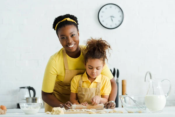 Cute African American Kid Holding Rolling Pin Cheerful Mother Dumplings — Stock Photo, Image