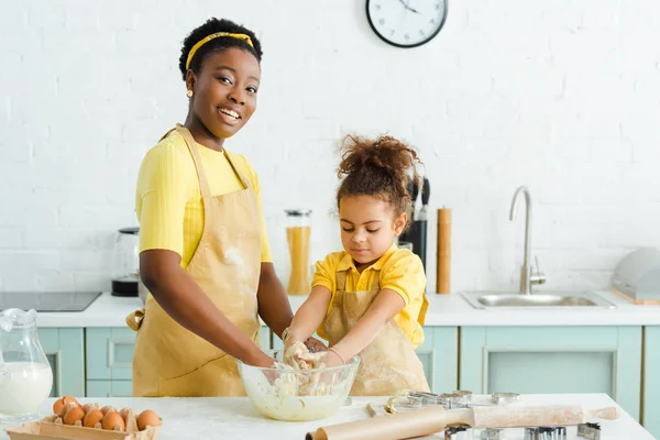 Cheerful African American Mother Daughter Kneading Dough — ストック写真