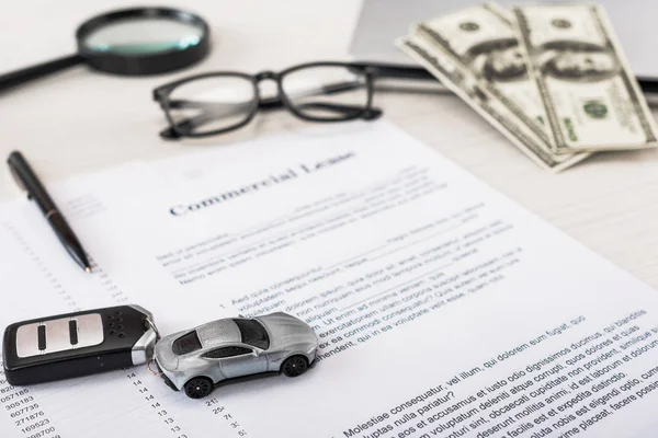 Selective Focus Toy Car Document Commercial Lease Lettering — Stock Photo, Image