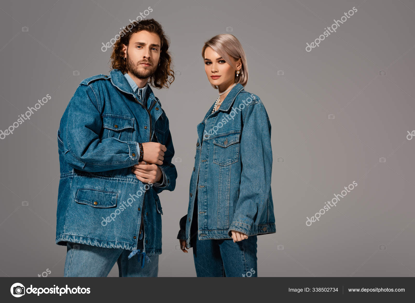 Chaqueta de mezclilla gris hombre sale