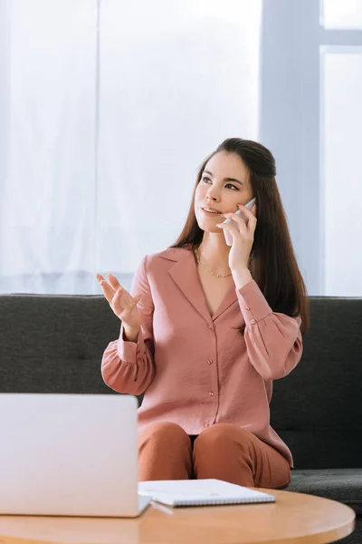 Attractive Businesswoman Ordering Delivery Smartphone Office — Stock Photo, Image