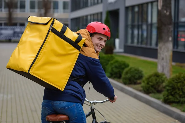 Back View Delivery Man Thermo Backpack Smiling Camera While Riding — Stock Photo, Image