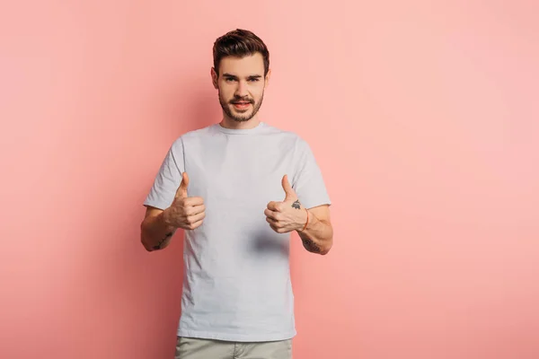 Smiling Handsome Man Showing Thumbs While Looking Camera Pink Background — Stock Photo, Image