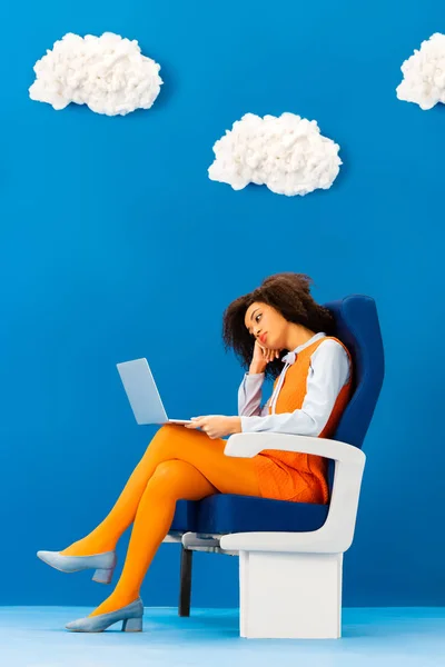 Bored African American Retro Dress Sitting Seat Looking Laptop Blue — Stock Photo, Image
