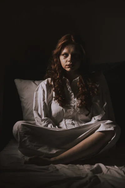 Demonic Young Woman Nightgown Sitting Bed — Stock Photo, Image
