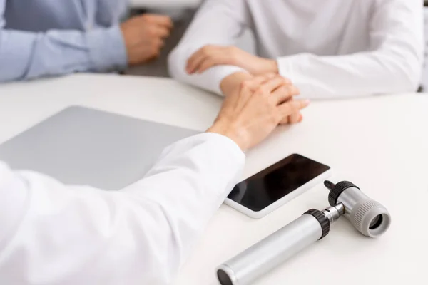 Cropped View Otolaryngologist Touching Hand Child Otoscope Smartphone Blank Screen — Stock Photo, Image