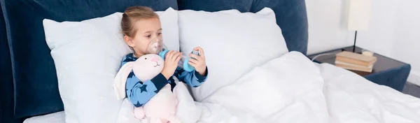 Panoramic Shot Sick Kid Using Inhaler Spacer Bunny Toy — Stock Photo, Image