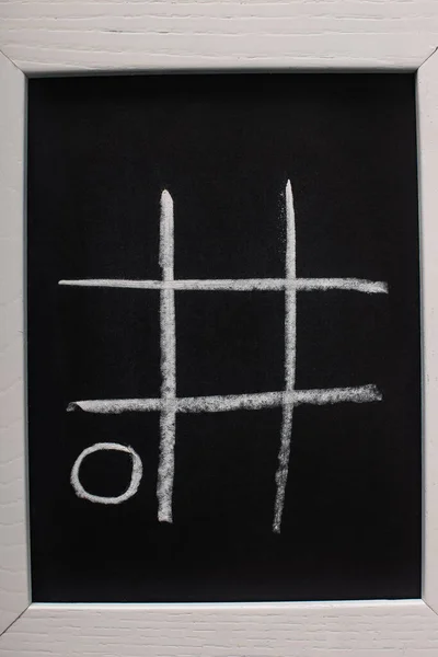 Vista Superior Jogo Tic Tac Toe Quadro Negro Com Grade — Fotografia de Stock