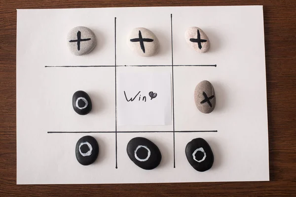 Vista Superior Jogo Tic Tac Toe Papel Branco Com Seixos — Fotografia de Stock