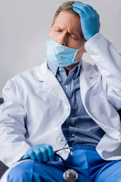 Selective Focus Tired Mature Doctor Medical Mask Latex Gloves Touching — Stock Photo, Image