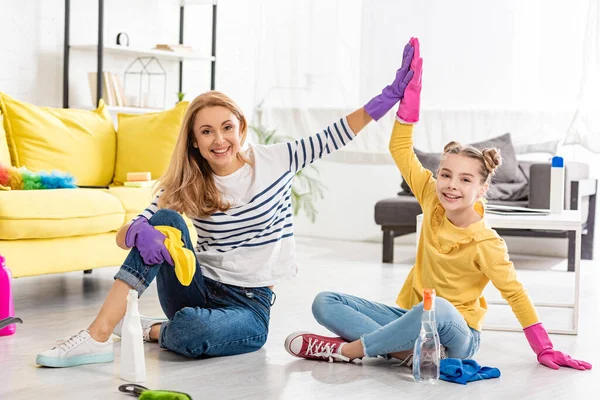 Mother Daughter Cleaning Supplies Giving High Five Smiling Looking Camera — Stock Photo, Image