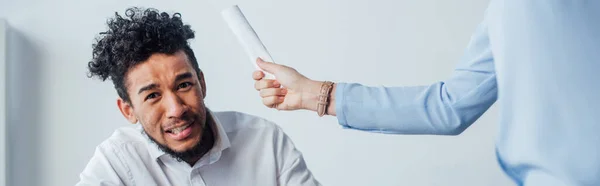 Selective Focus Scared African America Man Looking Camera Businesswoman Holding — Stock Photo, Image